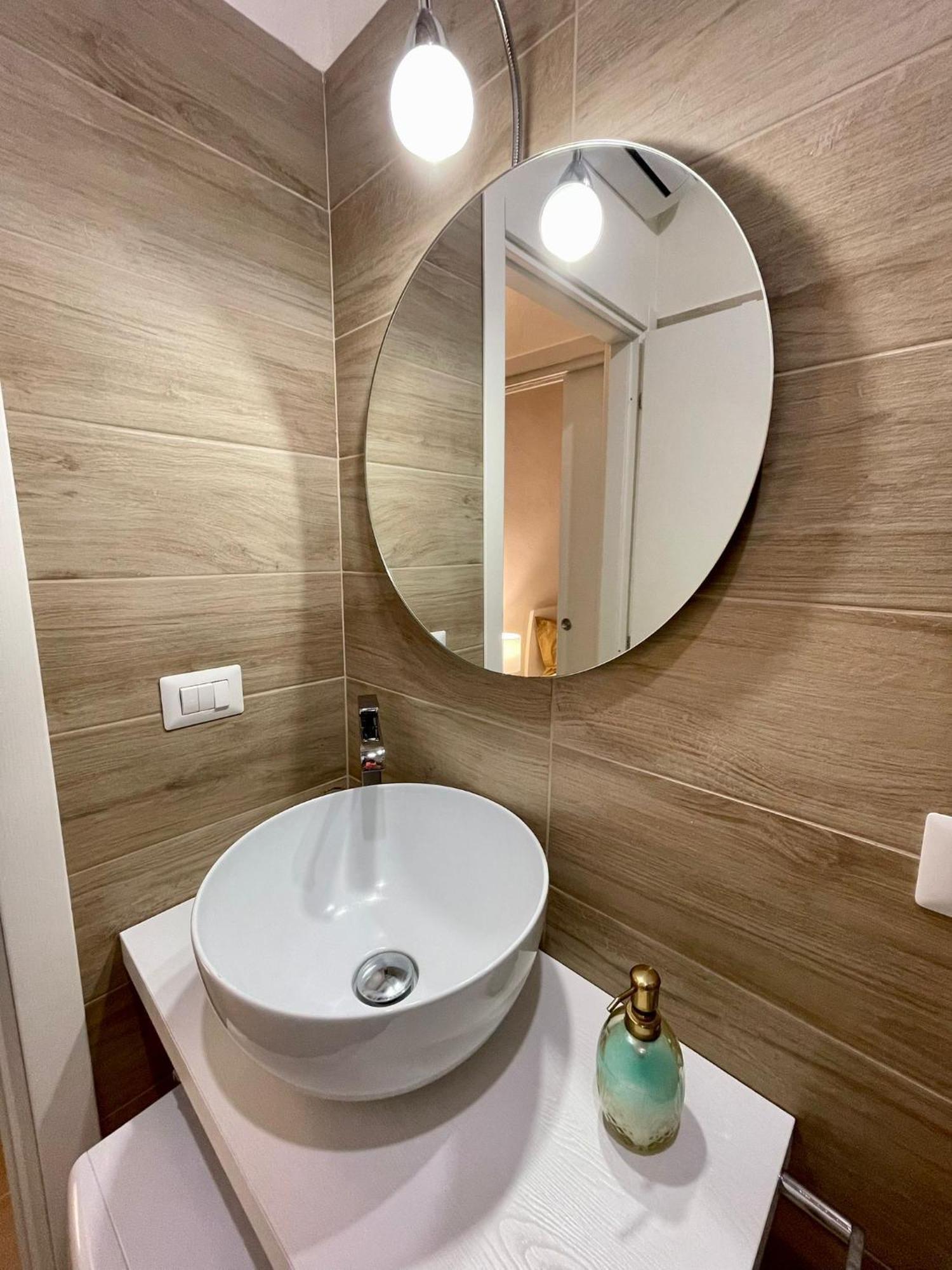 Casa Vacanze - La Torre - Appartamento Марта Екстериор снимка